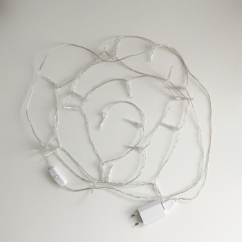 Garland Simple White